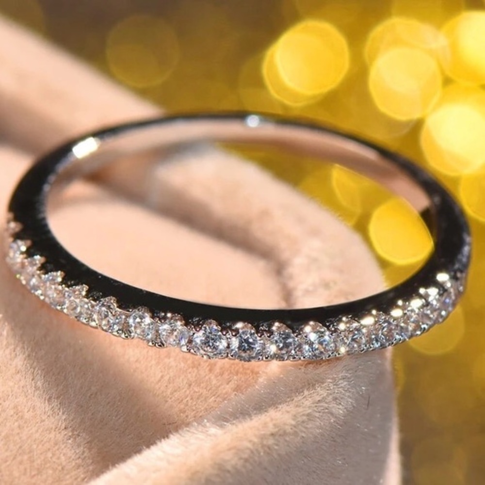 Tiny Ring - Picture 2 of 4